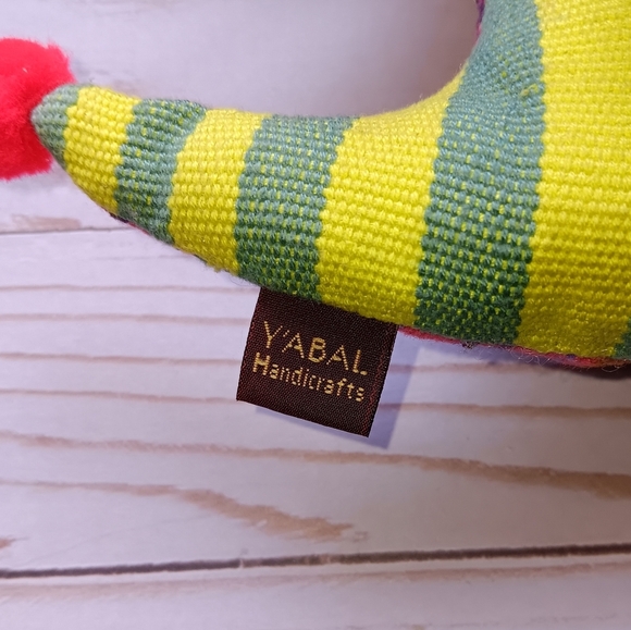 Yabal Handicrafts Seahorse Stuffed Animal 9 3/4" X 7" - Picture 4 of 6